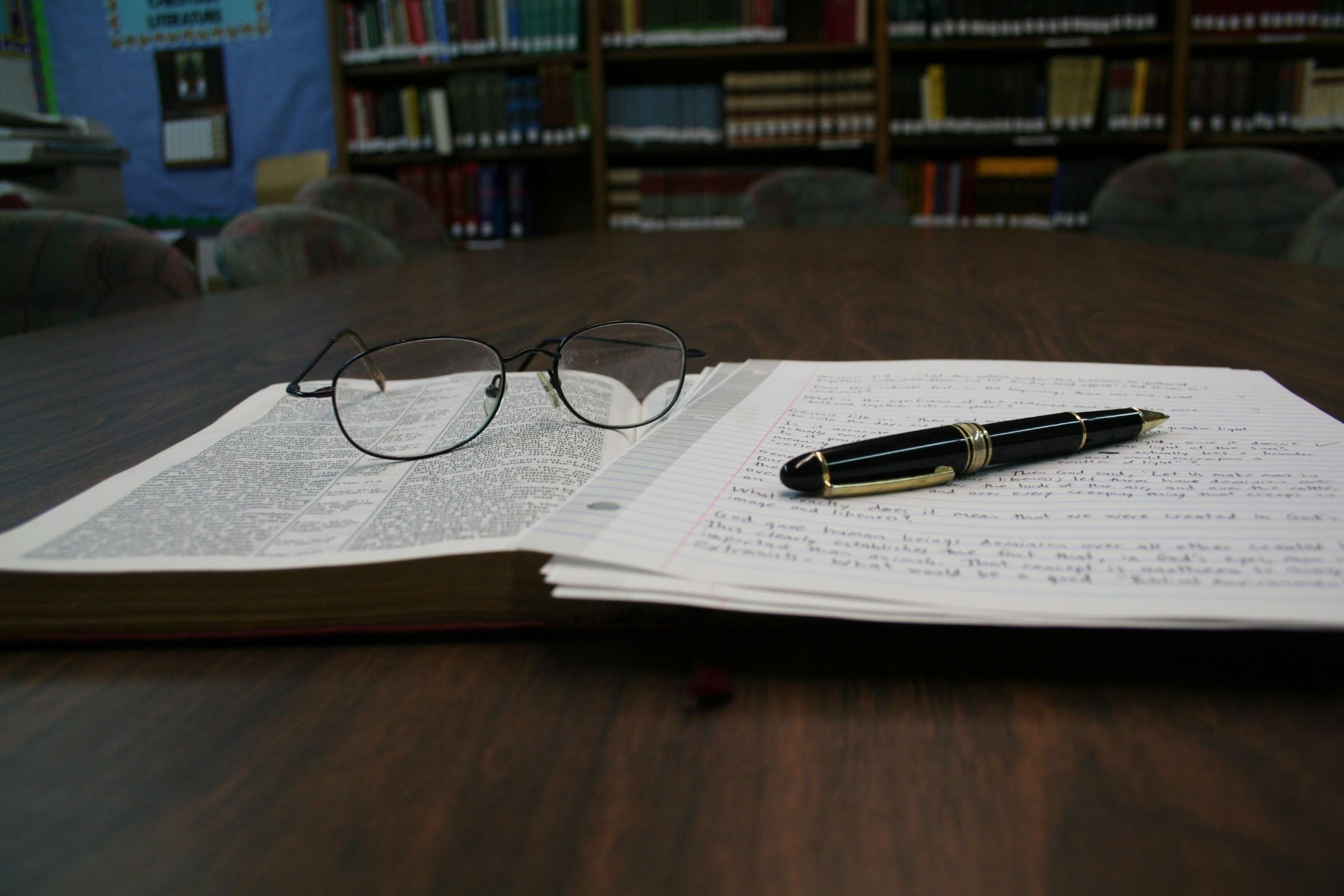 Book writing paper. Книга с ручкой. Очки и ручка на бумаге. Книги ручка бумага. Очки на тетради.